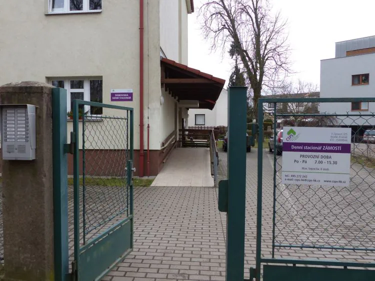 Vchod do Domovinka Zámostí